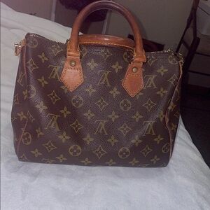 Louis Vuitton Monogram speedy 25 Handbag